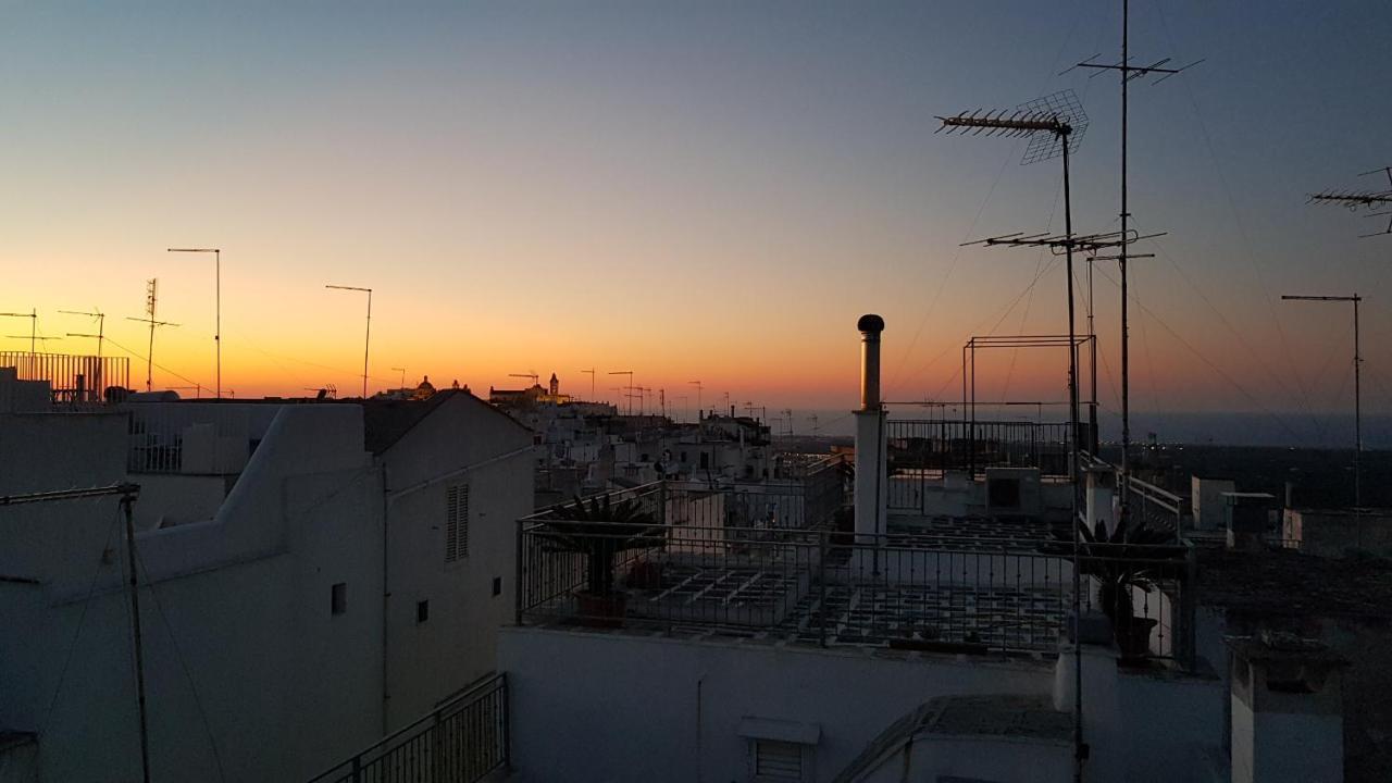 Cozy House In Ostuni With Panoramic Terraces Apartment Exterior photo