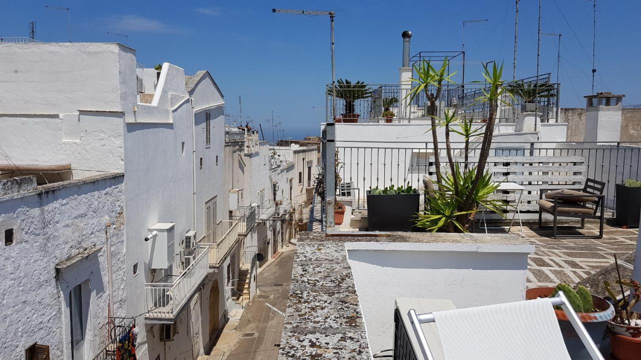 Cozy House In Ostuni With Panoramic Terraces Apartment Exterior photo