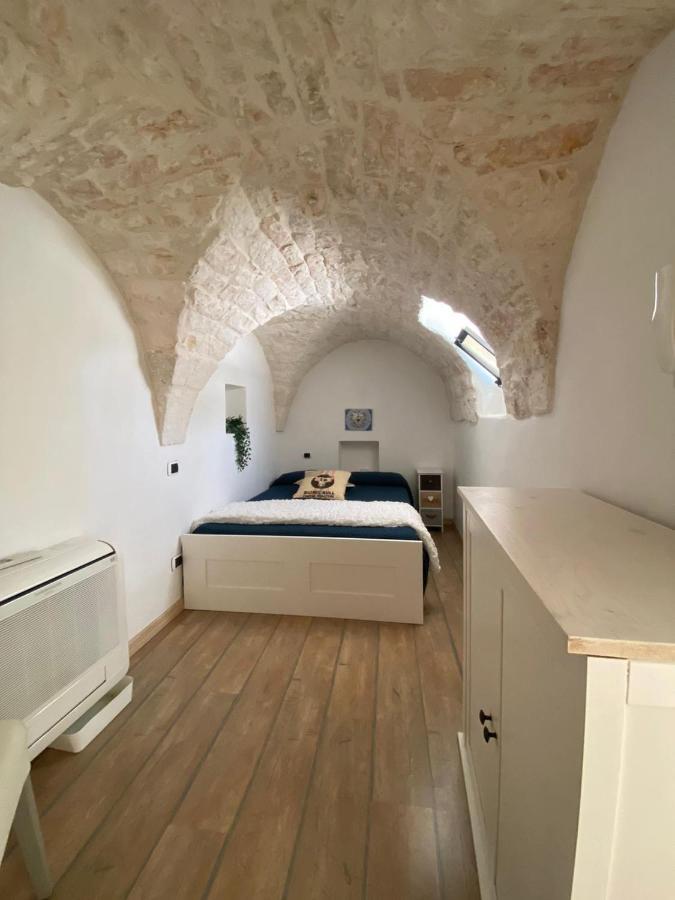 Cozy House In Ostuni With Panoramic Terraces Apartment Exterior photo
