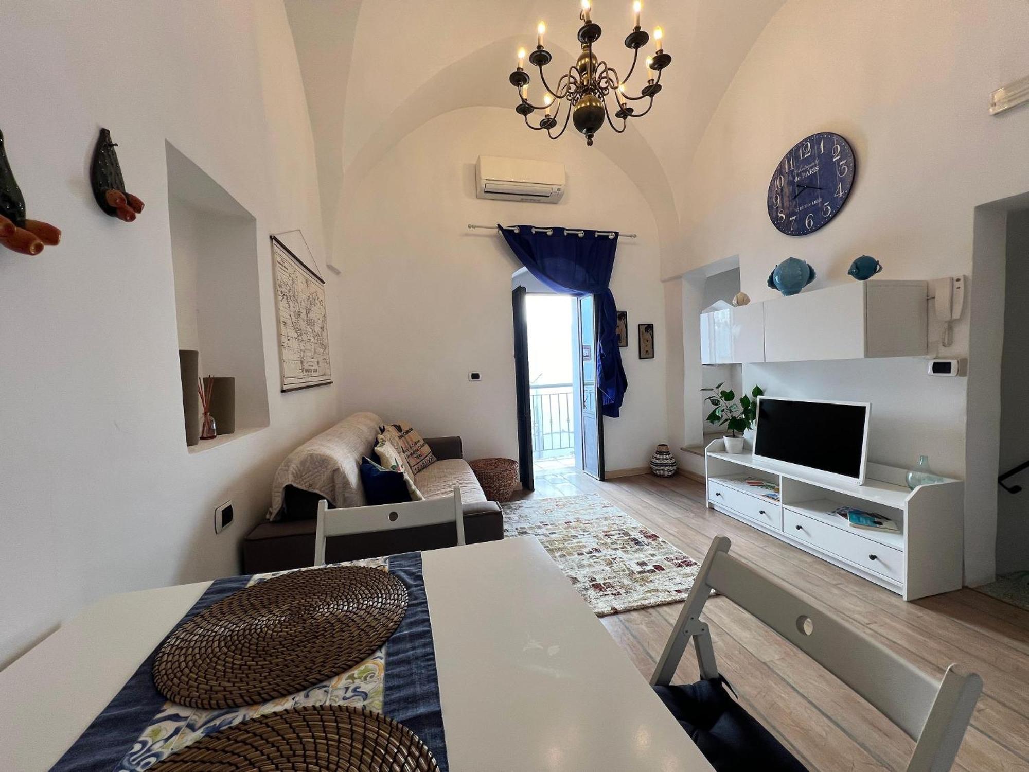 Cozy House In Ostuni With Panoramic Terraces Apartment Exterior photo
